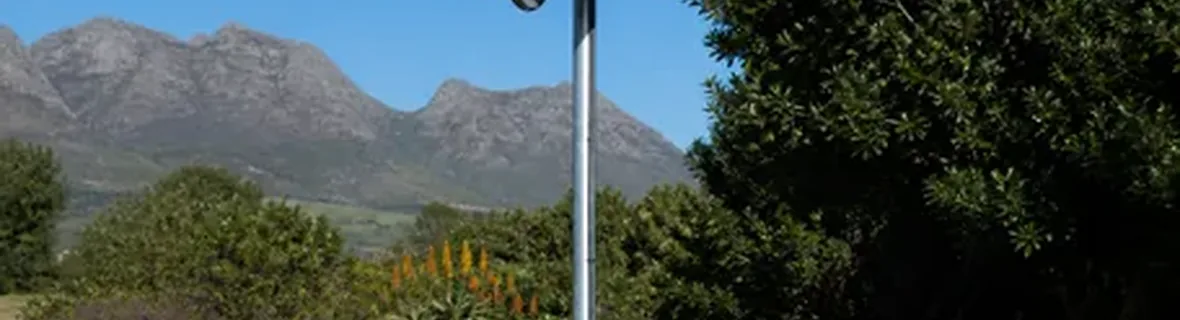 On-site decoder repair and signal troubleshooting in Noordhoek